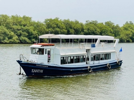 Yacht Image